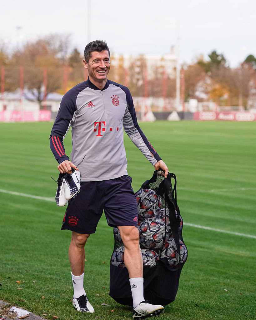 布伦森85次30+跃居队史第四，轰33分率尼克斯血洗爵士